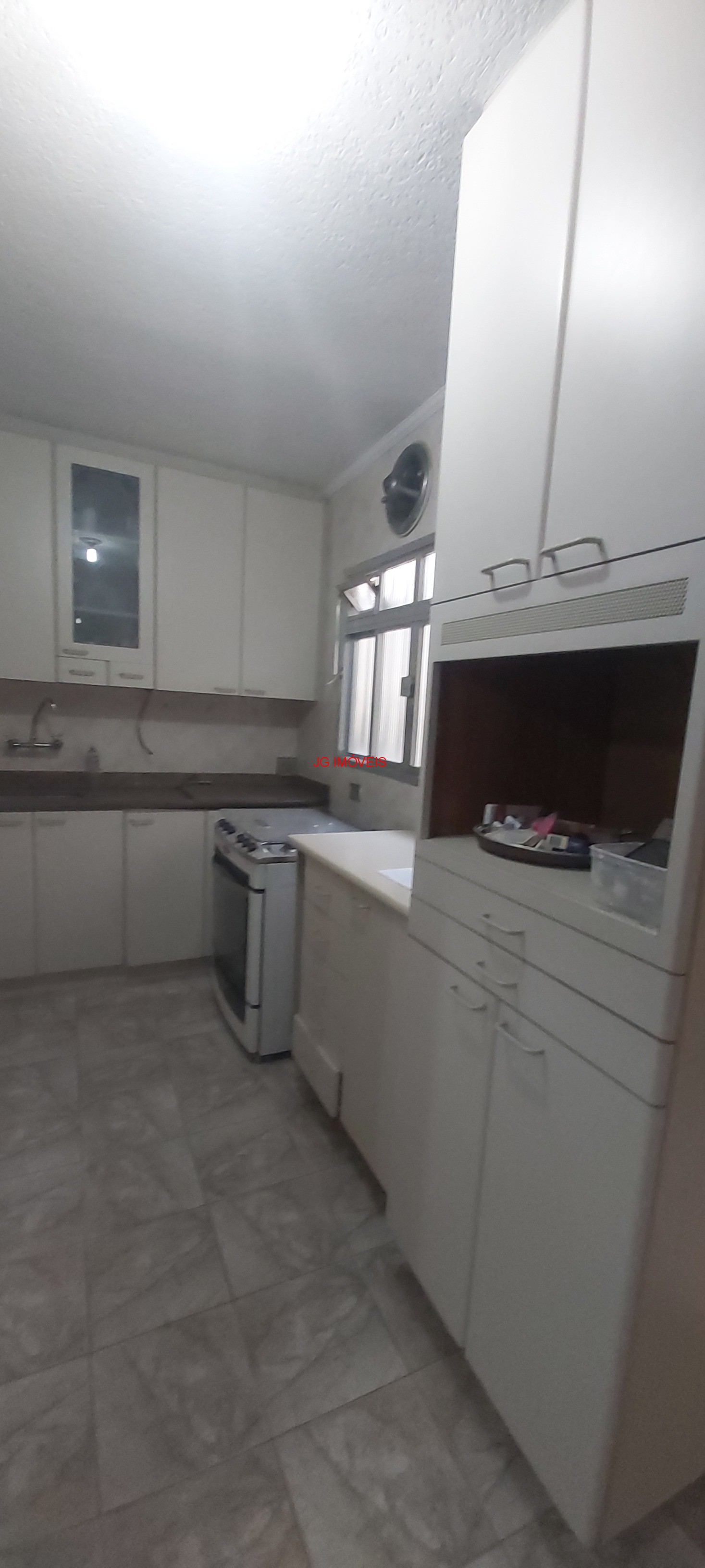 Casa para alugar com 3 quartos, 250m² - Foto 23