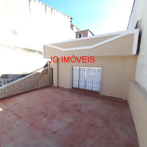 Casa à venda com 2 quartos, 100m² - Foto 8