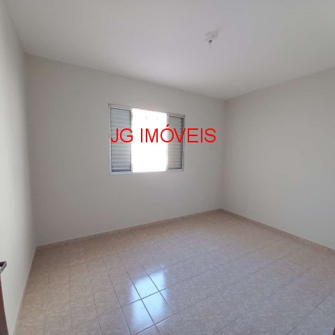 Casa à venda com 2 quartos, 100m² - Foto 12