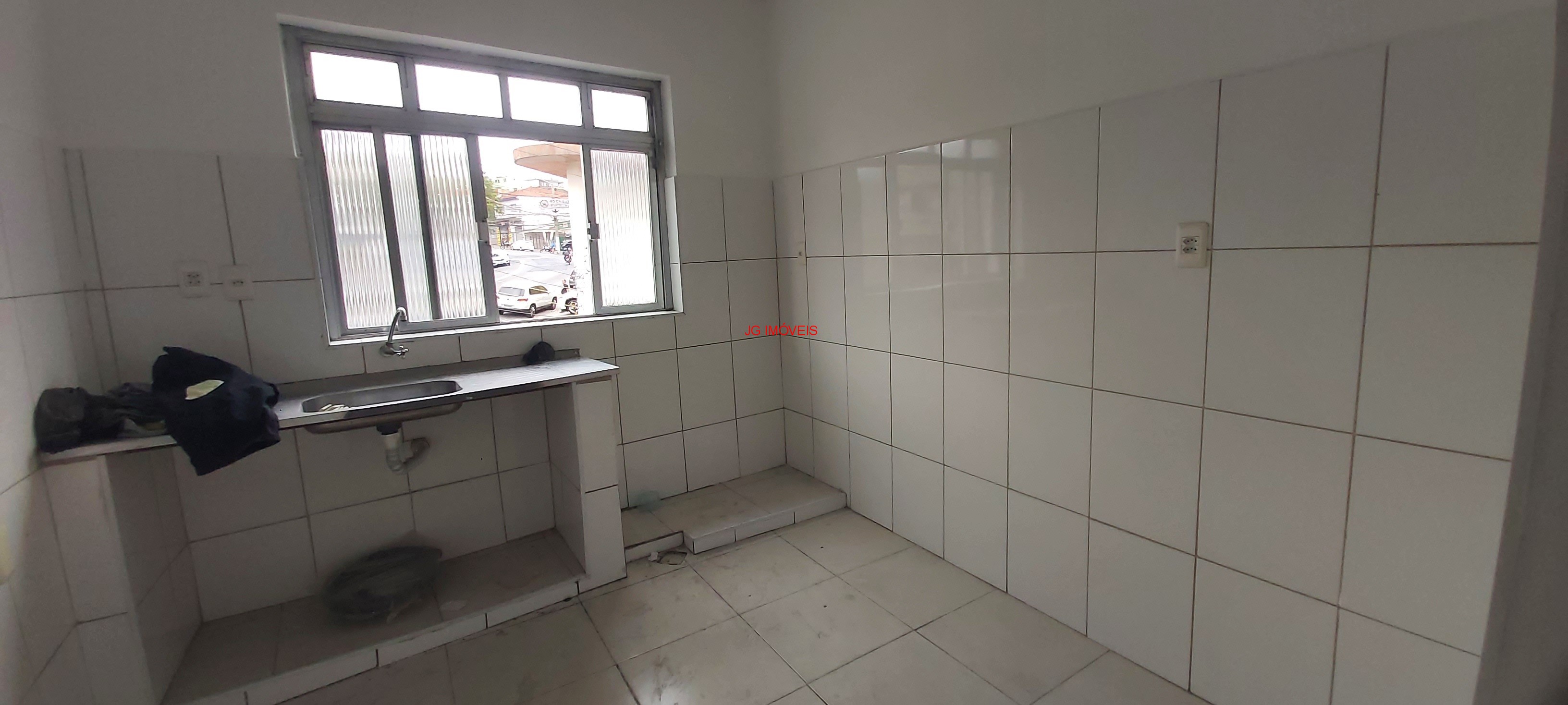 Casa para alugar com 2 quartos, 50m² - Foto 5