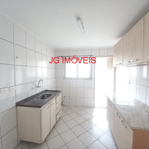 Apartamento à venda com 2 quartos, 64m² - Foto 8