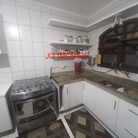 Casa para alugar com 4 quartos, 120m² - Foto 24