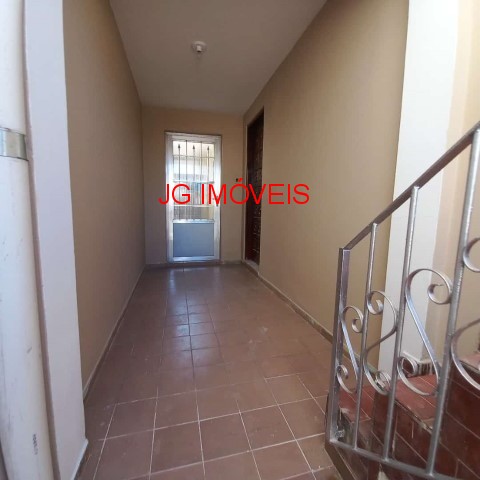 Casa à venda com 2 quartos, 100m² - Foto 9