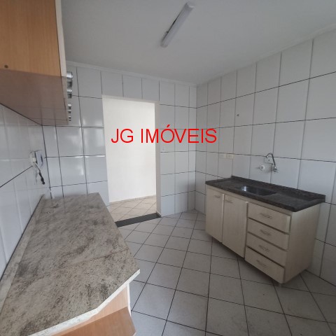 Apartamento à venda com 2 quartos, 64m² - Foto 5