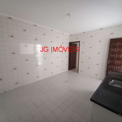 Casa à venda com 2 quartos, 100m² - Foto 23