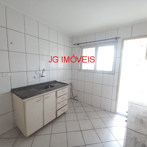 Apartamento à venda com 2 quartos, 64m² - Foto 6