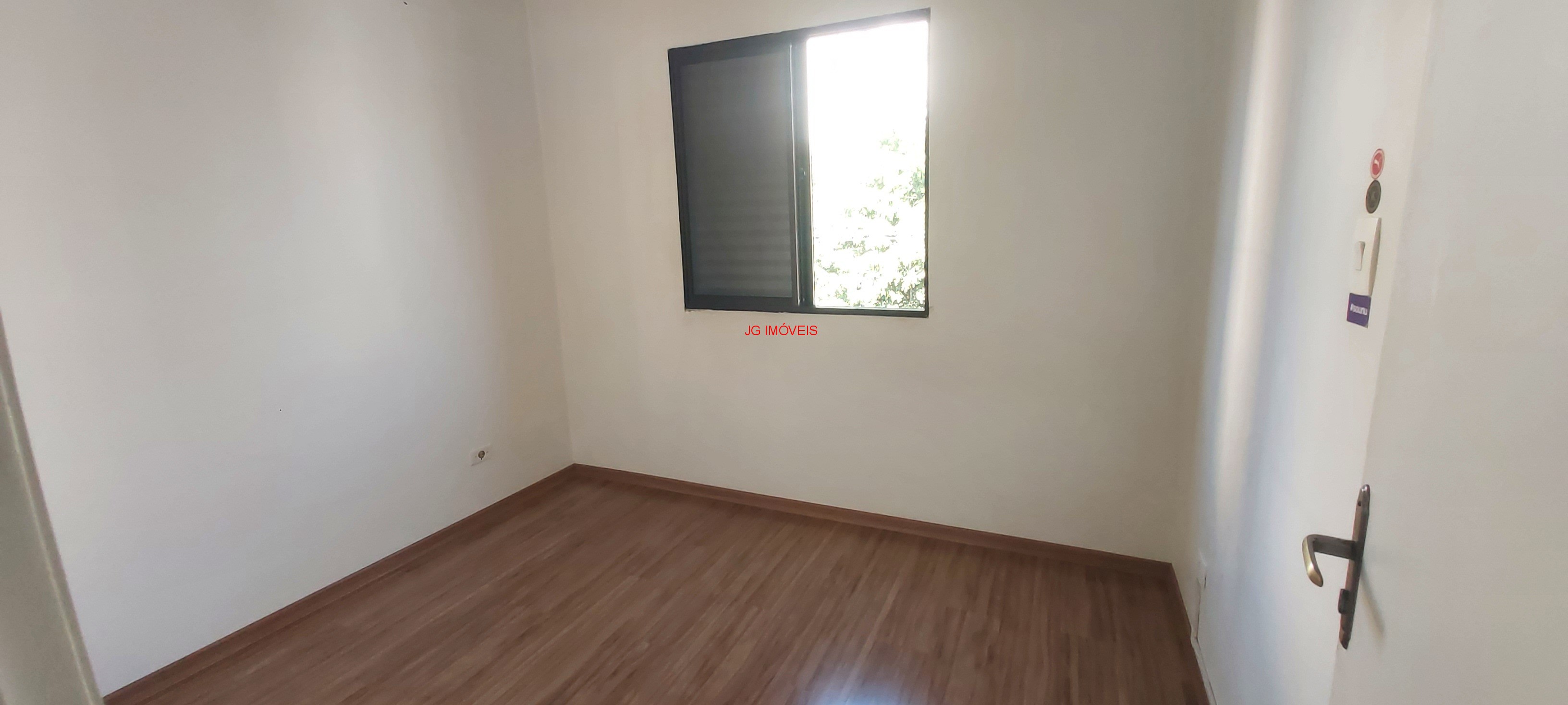 Apartamento para alugar com 2 quartos, 40m² - Foto 11