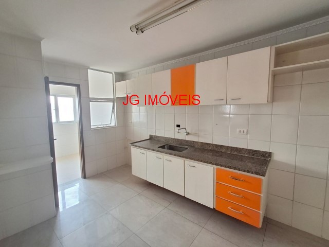 Apartamento à venda com 2 quartos, 84m² - Foto 5