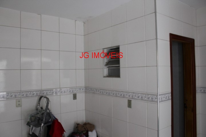 Casa à venda e aluguel com 4 quartos, 180m² - Foto 23