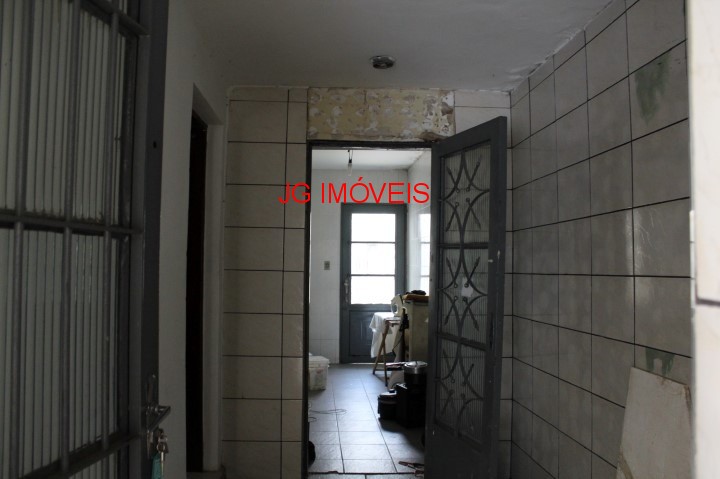 Casa à venda e aluguel com 4 quartos, 180m² - Foto 10