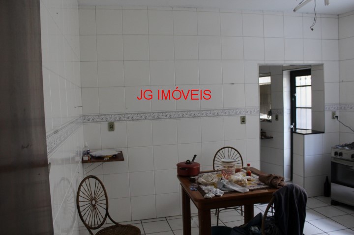 Casa à venda e aluguel com 4 quartos, 180m² - Foto 15