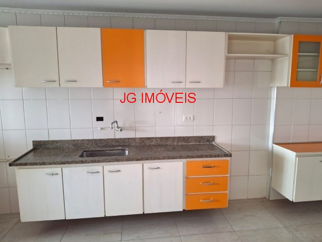 Apartamento à venda com 2 quartos, 84m² - Foto 7