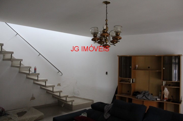 Casa à venda e aluguel com 4 quartos, 180m² - Foto 8