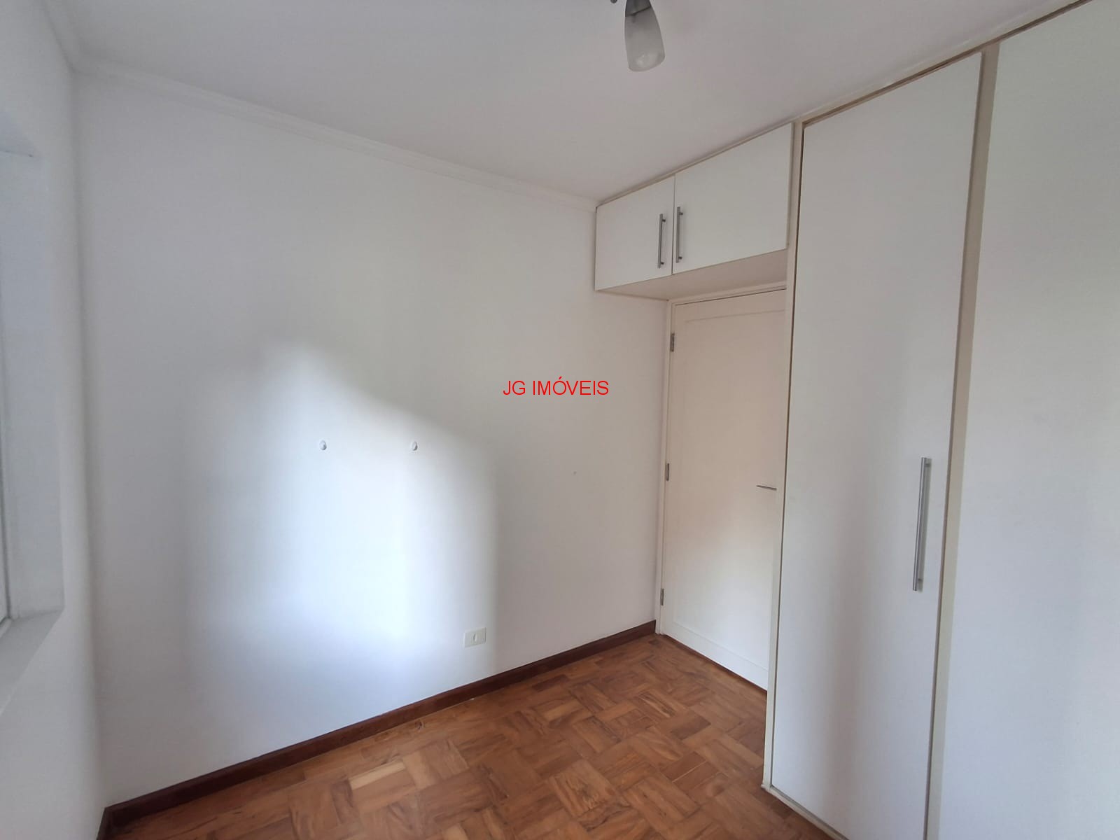 Apartamento para alugar com 2 quartos, 75m² - Foto 31