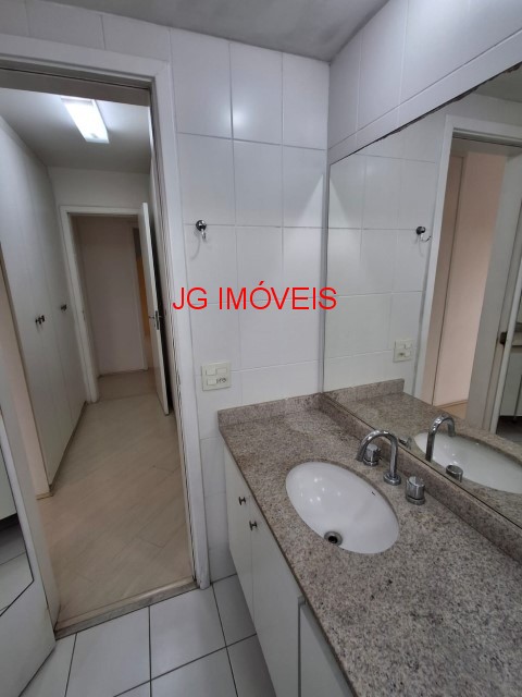 Apartamento à venda com 4 quartos, 136m² - Foto 24