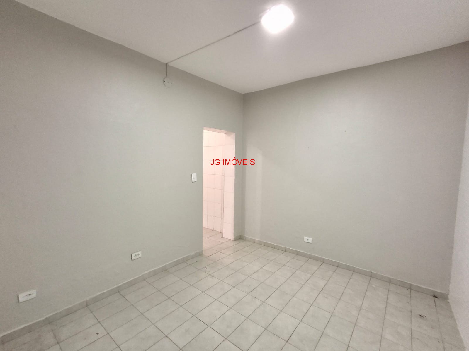 Casa para alugar com 1 quarto, 40m² - Foto 3