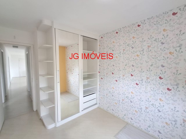 Apartamento à venda com 4 quartos, 136m² - Foto 27