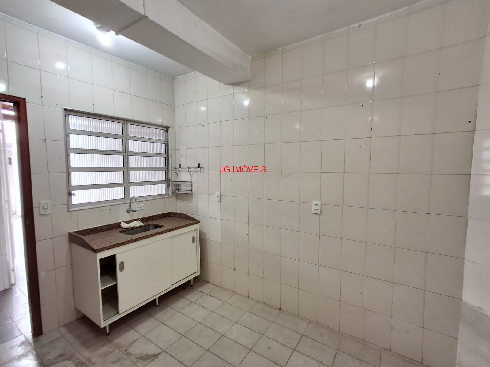 Casa para alugar com 1 quarto, 40m² - Foto 1