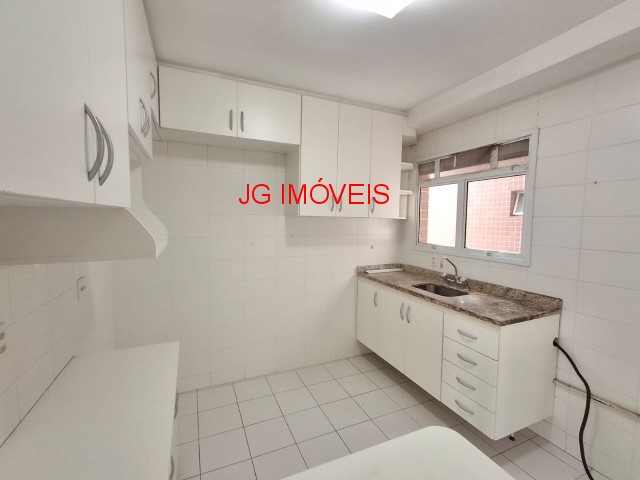 Apartamento à venda com 4 quartos, 136m² - Foto 8