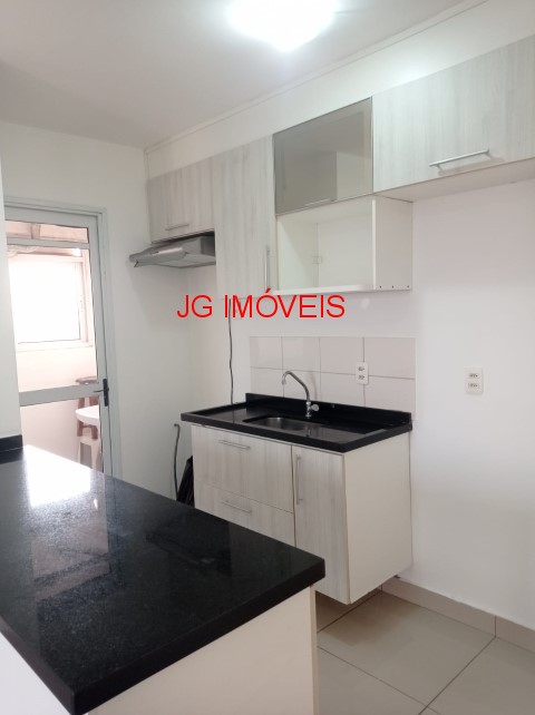 Apartamento à venda com 3 quartos, 59m² - Foto 3