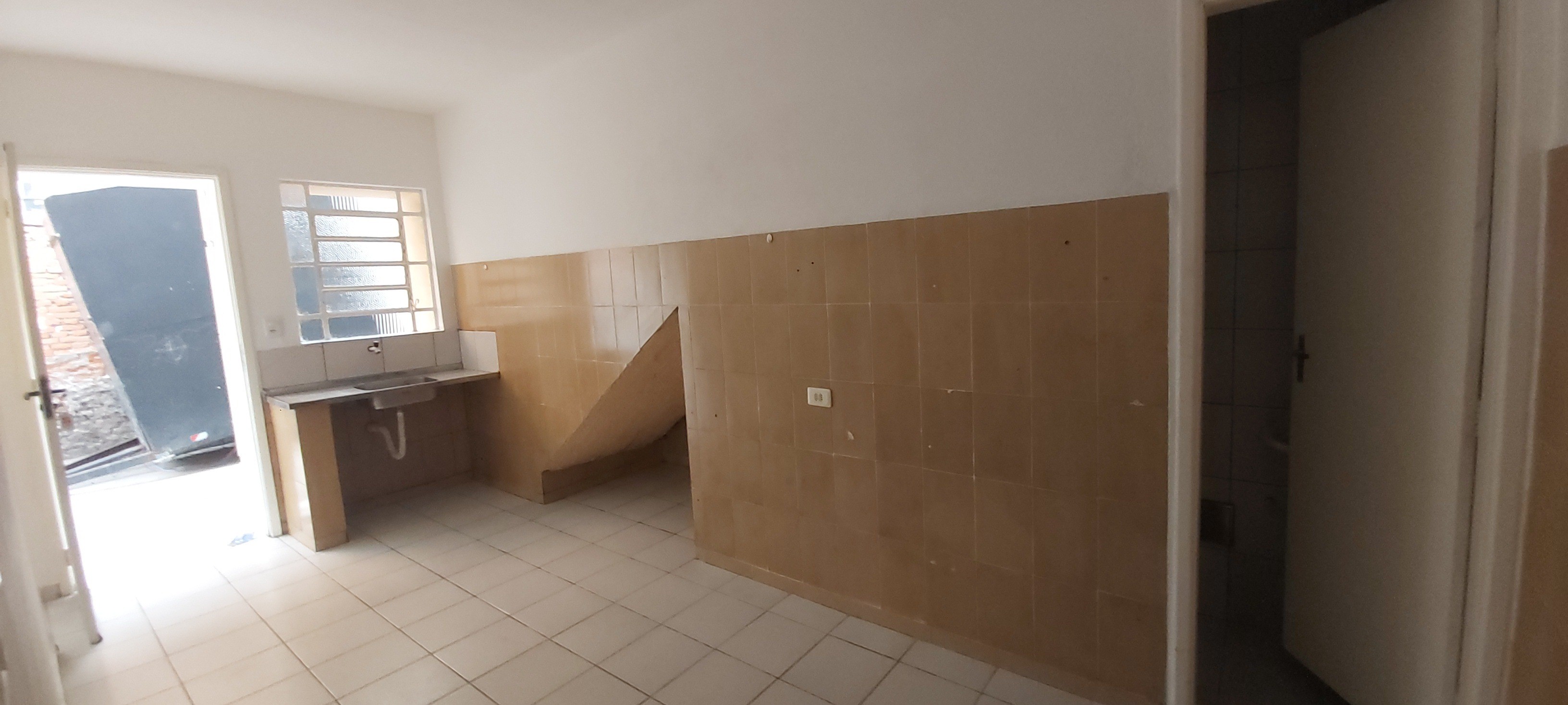 Casa para alugar com 1 quarto, 35m² - Foto 1