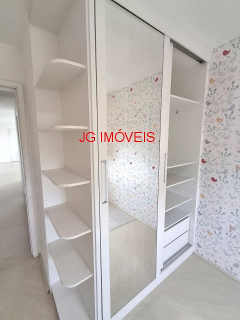 Apartamento à venda com 4 quartos, 136m² - Foto 28