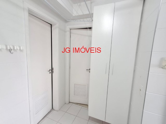 Apartamento à venda com 4 quartos, 136m² - Foto 10