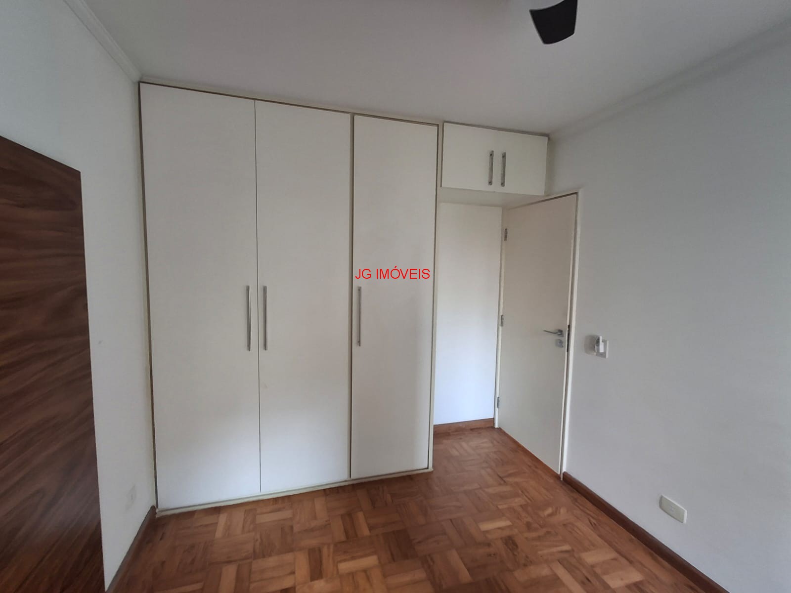 Apartamento para alugar com 2 quartos, 75m² - Foto 23