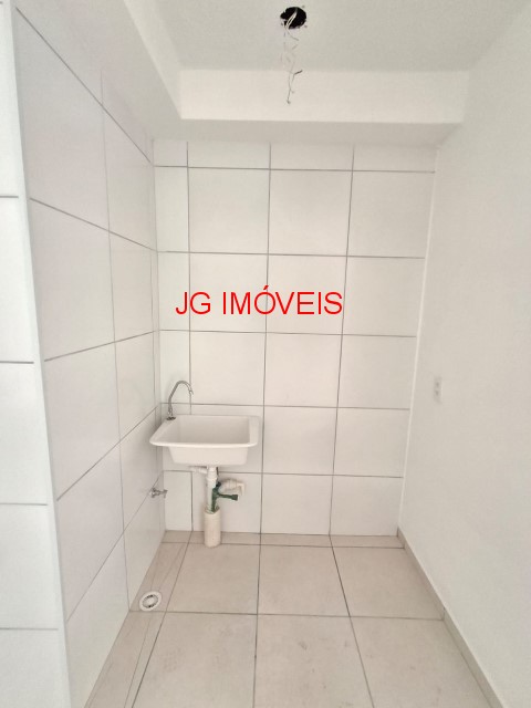 Apartamento à venda com 2 quartos, 34m² - Foto 9