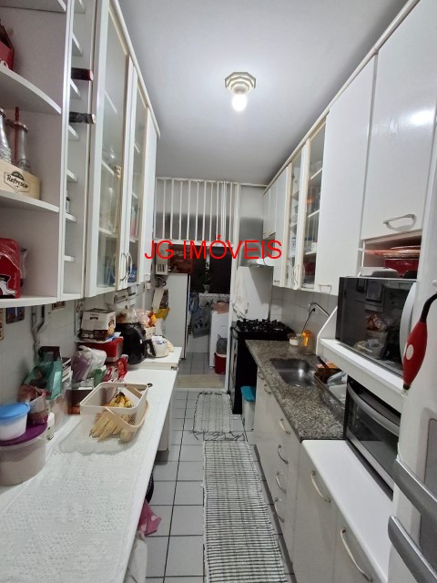 Apartamento à venda com 3 quartos, 67m² - Foto 7