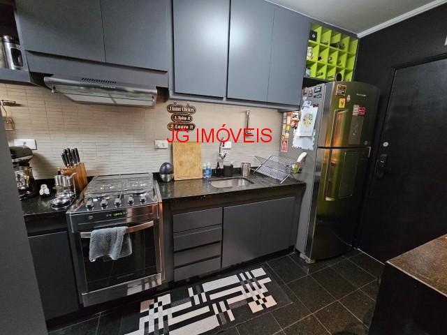 Apartamento para alugar com 2 quartos, 75m² - Foto 9