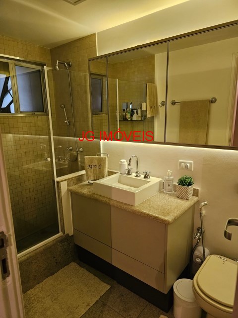 Apartamento para alugar com 2 quartos, 75m² - Foto 33