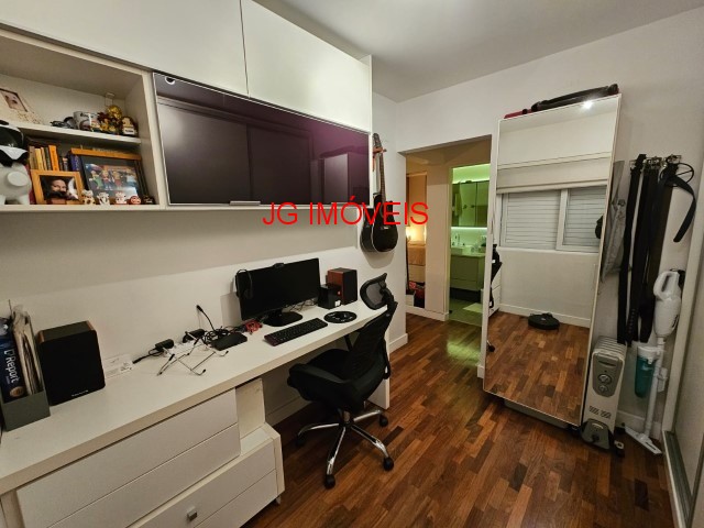 Apartamento para alugar com 2 quartos, 75m² - Foto 22