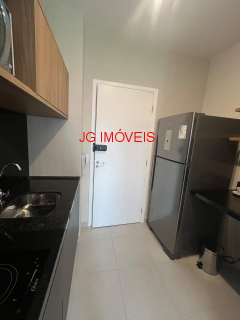 Apartamento à venda e aluguel com 1 quarto, 24m² - Foto 2