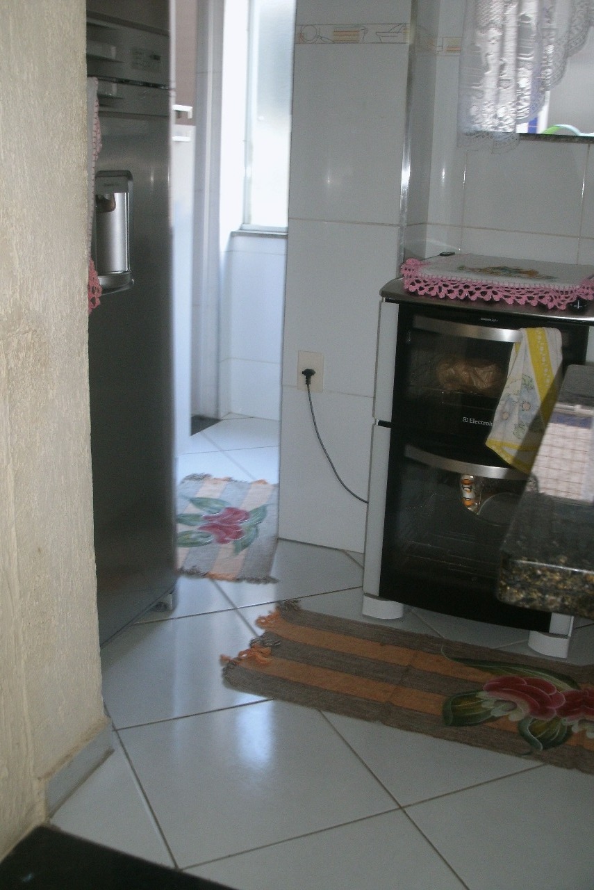 Apartamento à venda com 1 quarto, 42m² - Foto 11