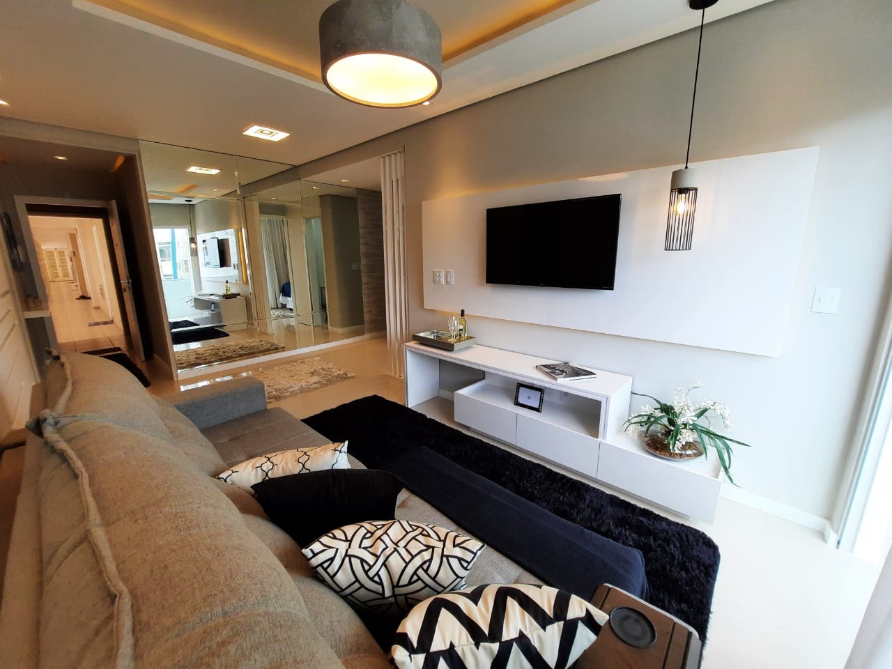 Apartamento, 1 quarto, 65 m² - Foto 2