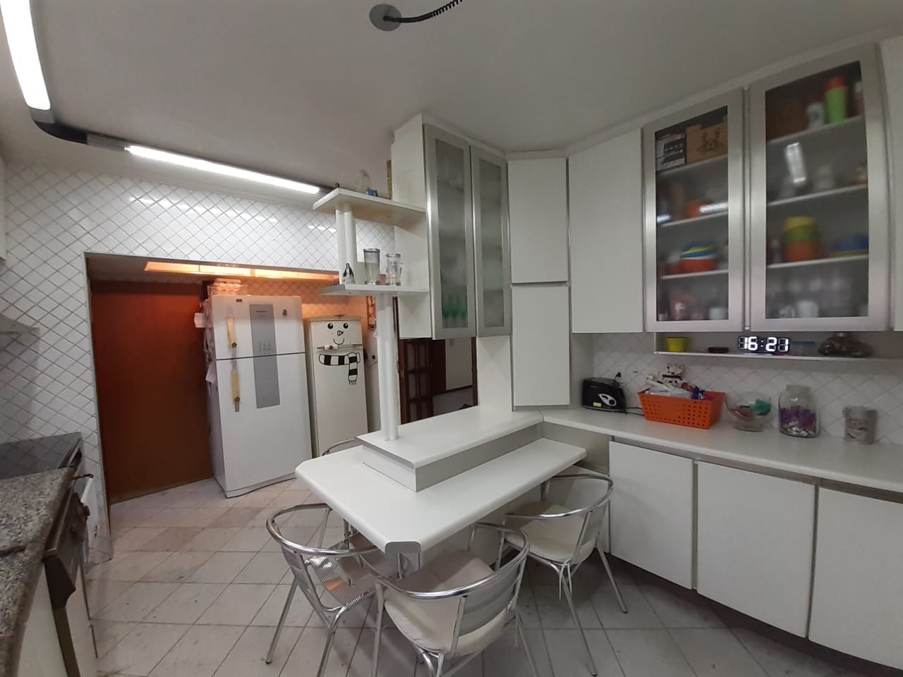 Apartamento à venda com 3 quartos, 187m² - Foto 20