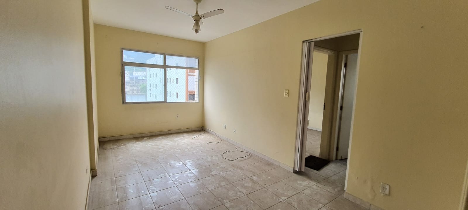 Apartamento à venda com 1 quarto, 50m² - Foto 1