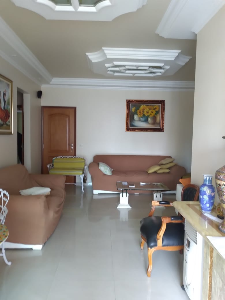 Apartamento à venda com 2 quartos, 125m² - Foto 1