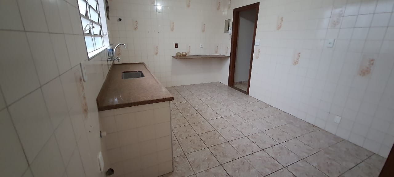 Apartamento para alugar com 3 quartos, 120m² - Foto 15