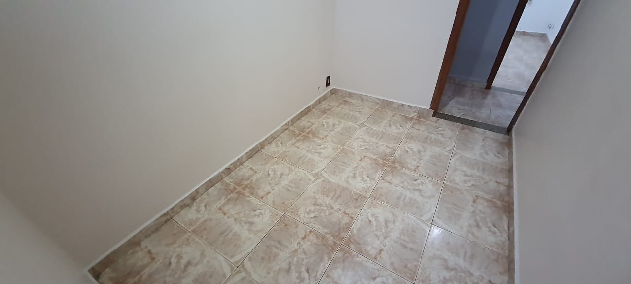 Apartamento para alugar com 3 quartos, 120m² - Foto 13