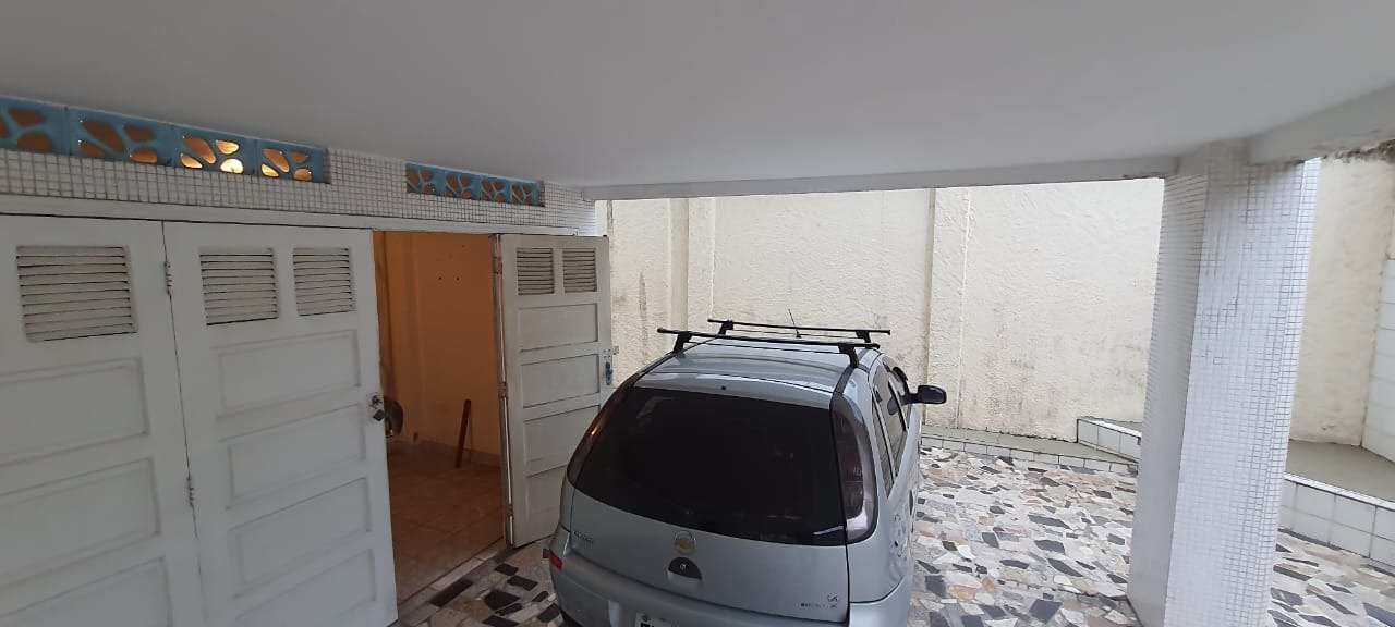 Apartamento para alugar com 3 quartos, 120m² - Foto 18