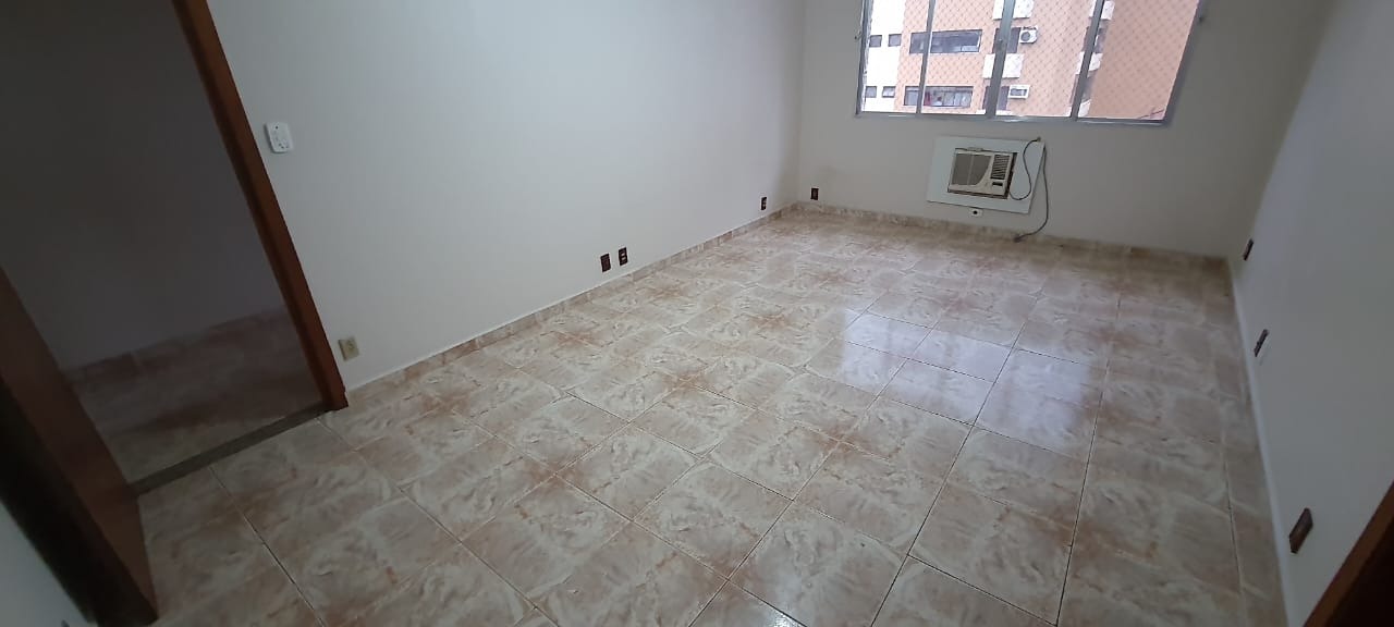 Apartamento para alugar com 3 quartos, 120m² - Foto 1