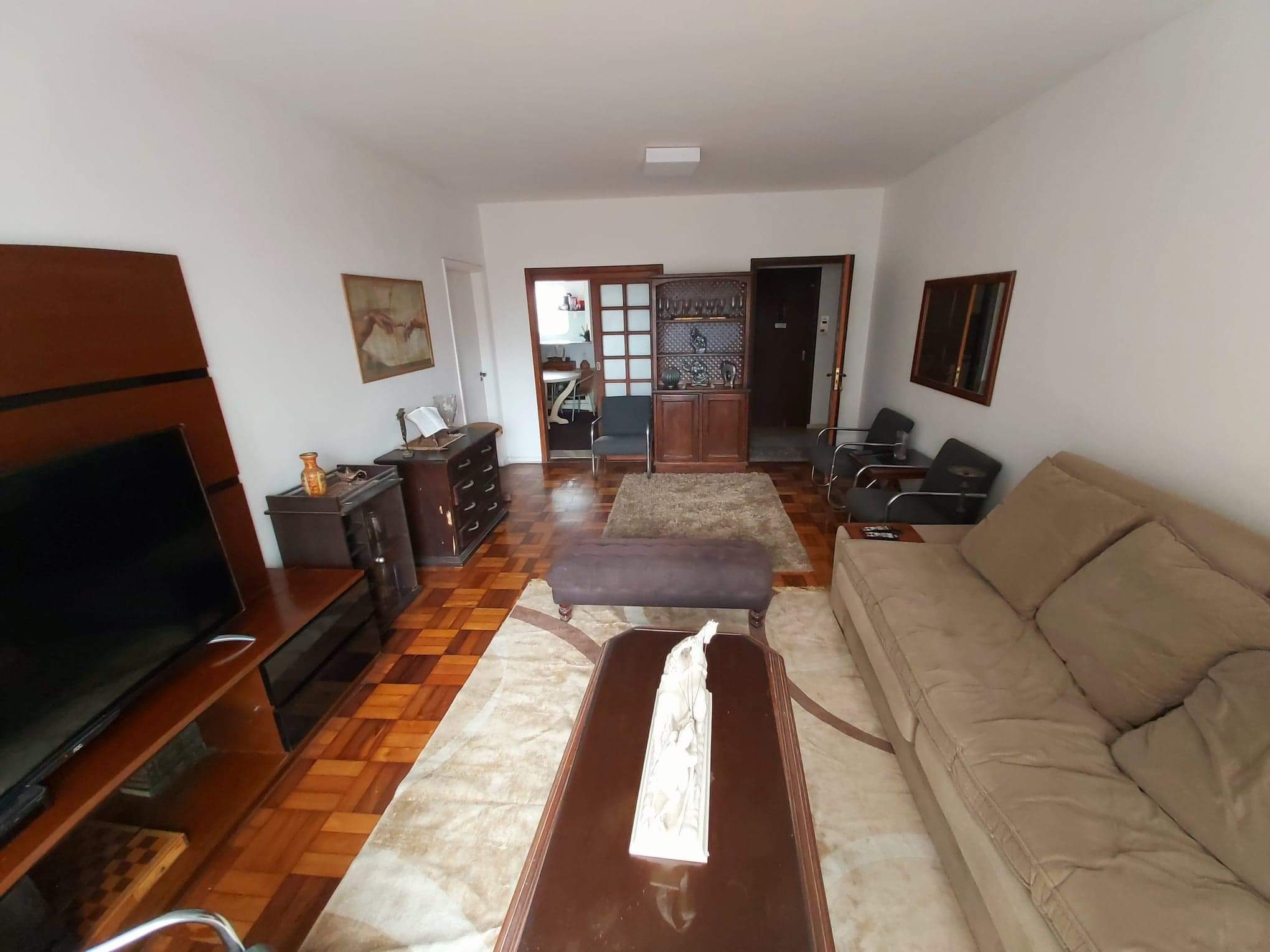 Apartamento à venda com 3 quartos, 178m² - Foto 2