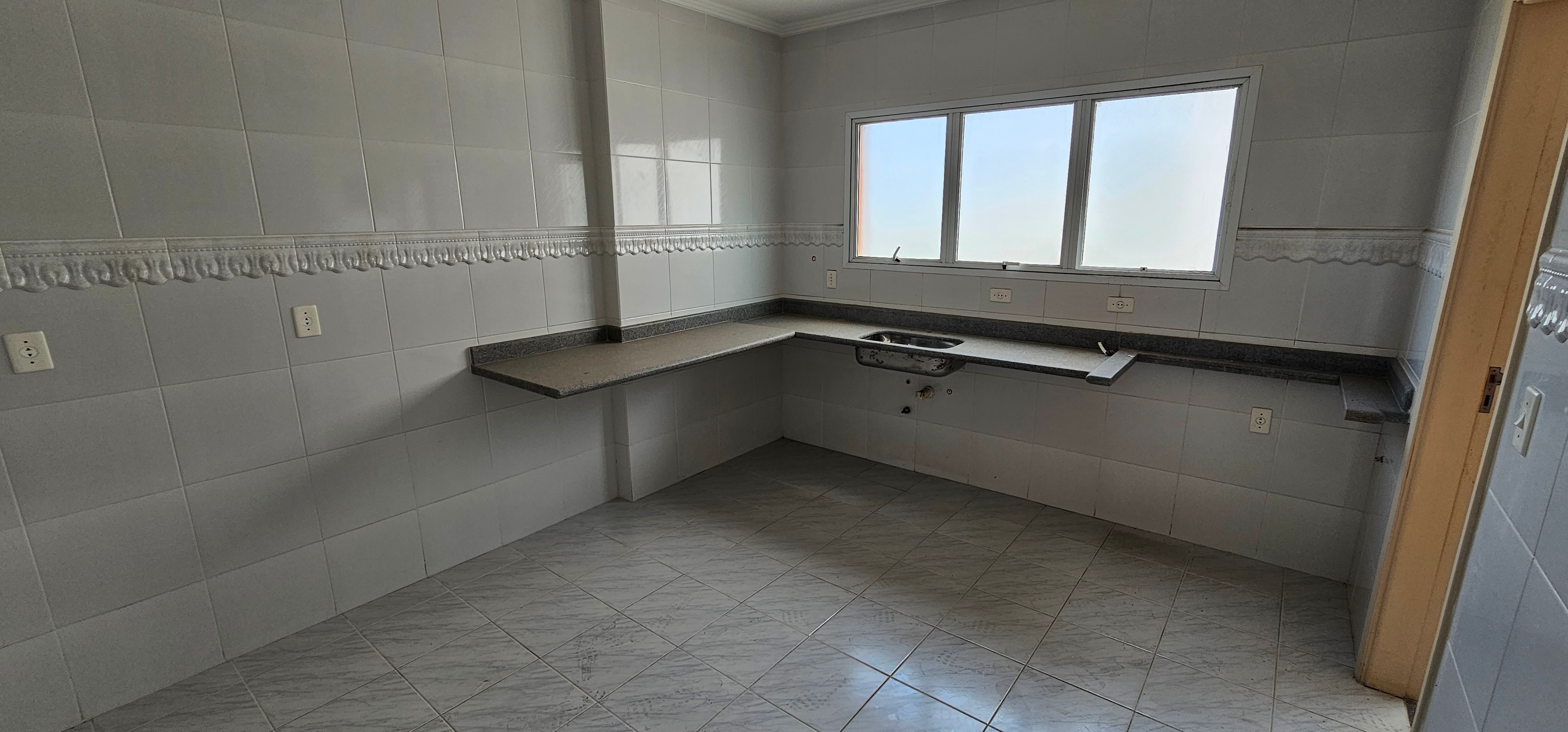 Apartamento à venda com 3 quartos, 120m² - Foto 26