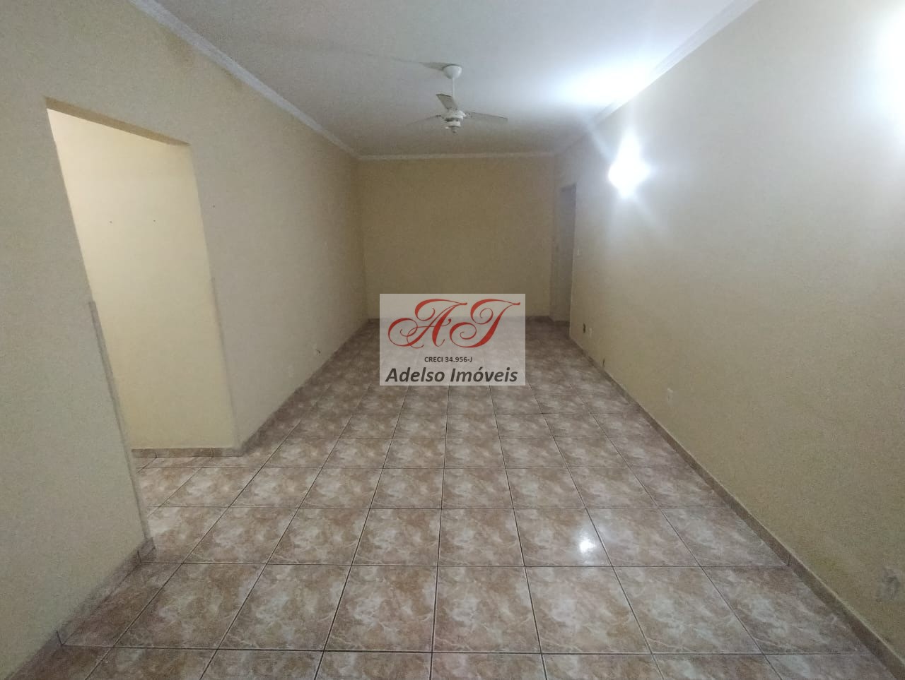 Apartamento à venda com 2 quartos, 103m² - Foto 2