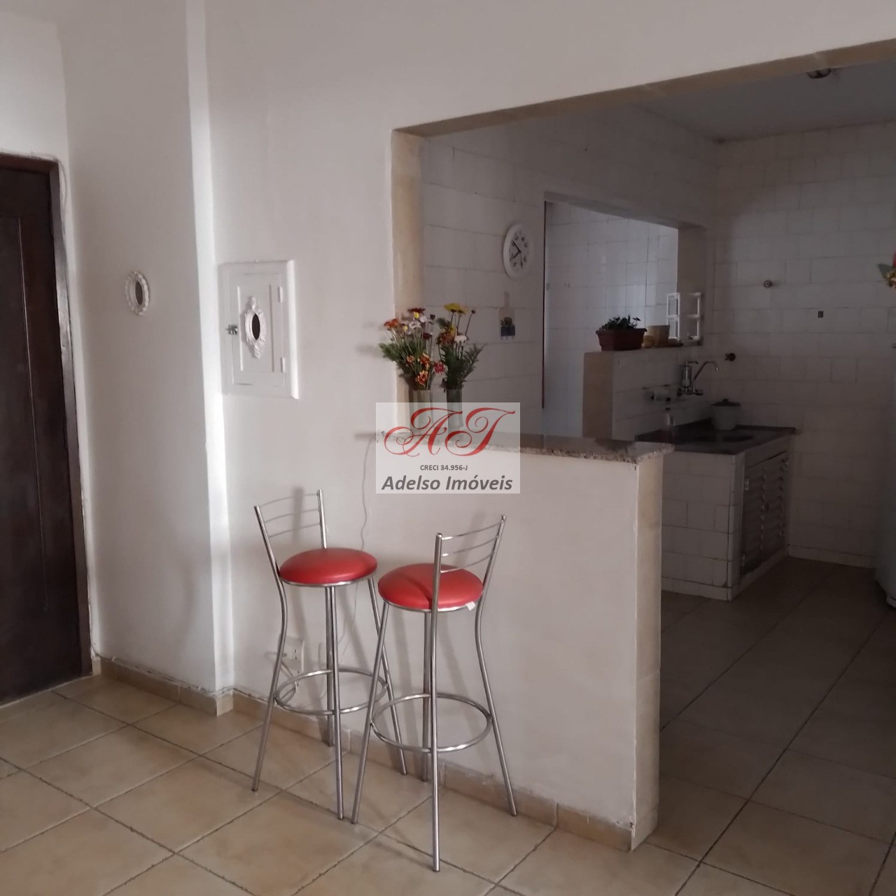 Apartamento à venda com 2 quartos, 62m² - Foto 2