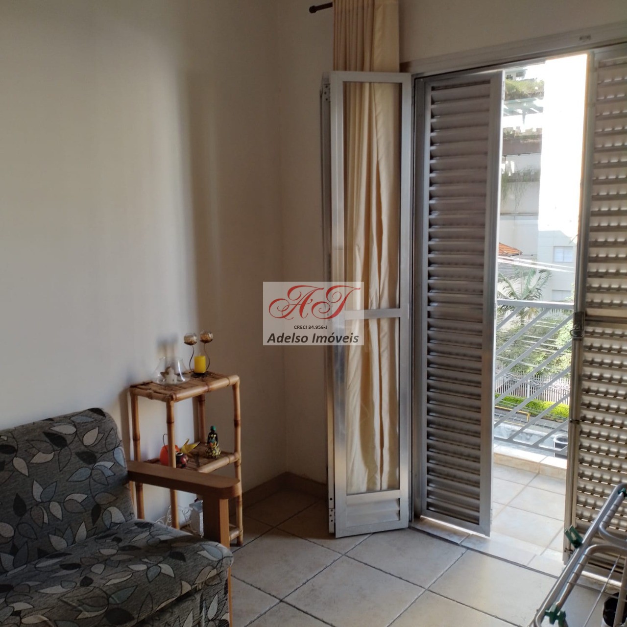 Apartamento à venda com 2 quartos, 62m² - Foto 4