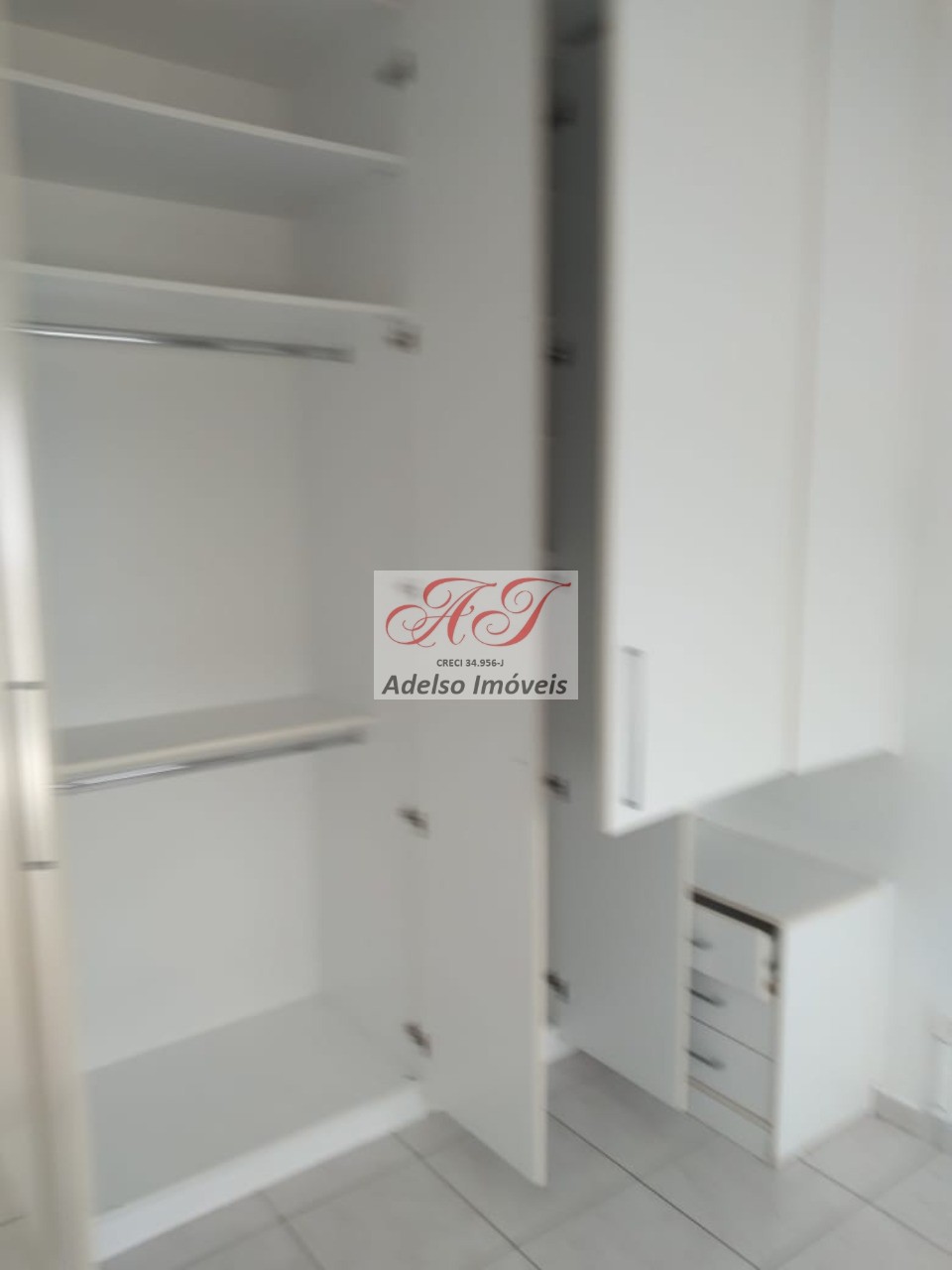 Apartamento à venda com 1 quarto, 58m² - Foto 9