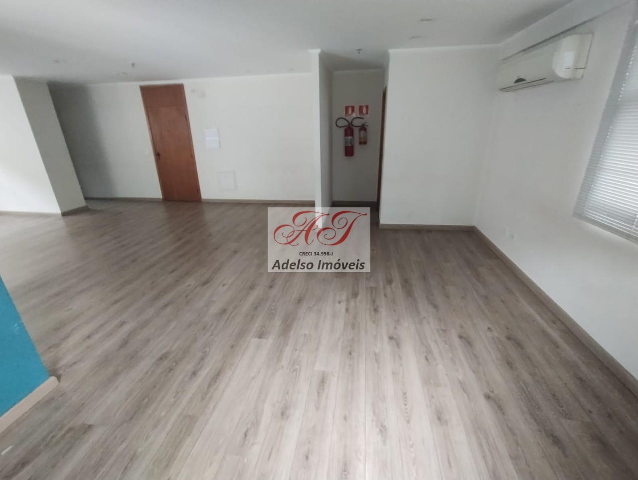 Conjunto Comercial-Sala para alugar, 83m² - Foto 2